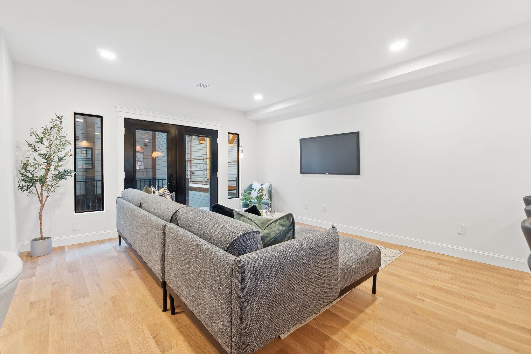 82 Colgate Street, Unit 3 Jersey City, NJ 07302 - Photo 13 of 50