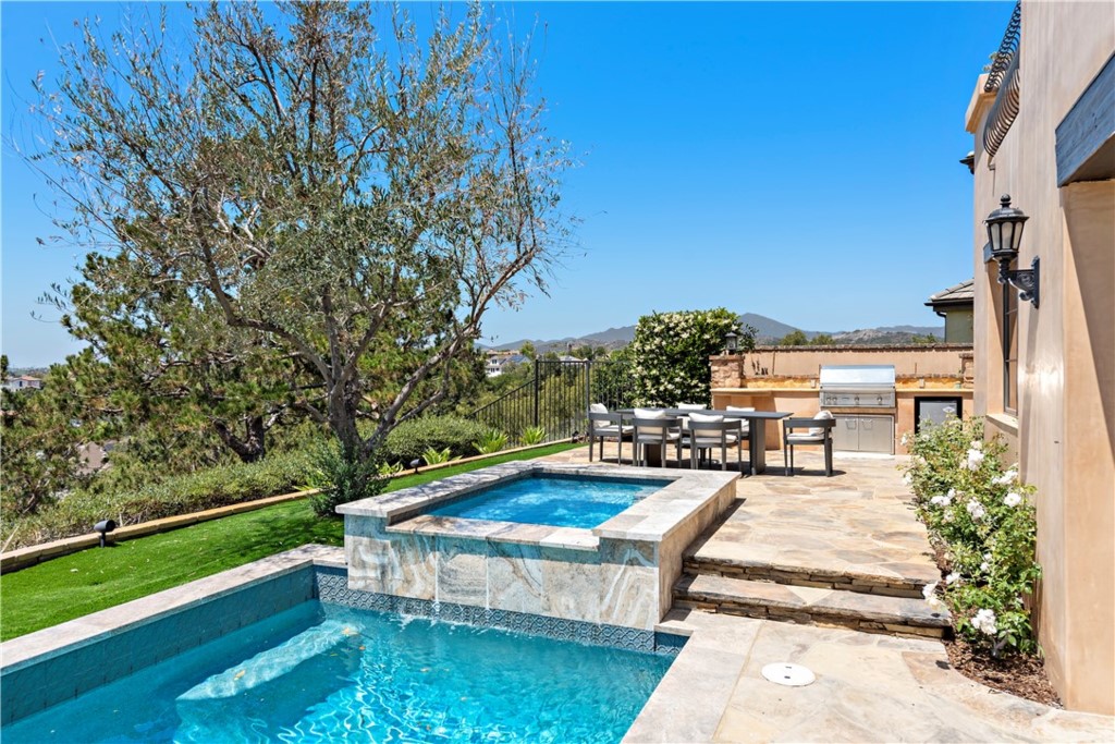 3 Fox Hole Road Ladera Ranch, CA 92694 - Photo 6 of 57