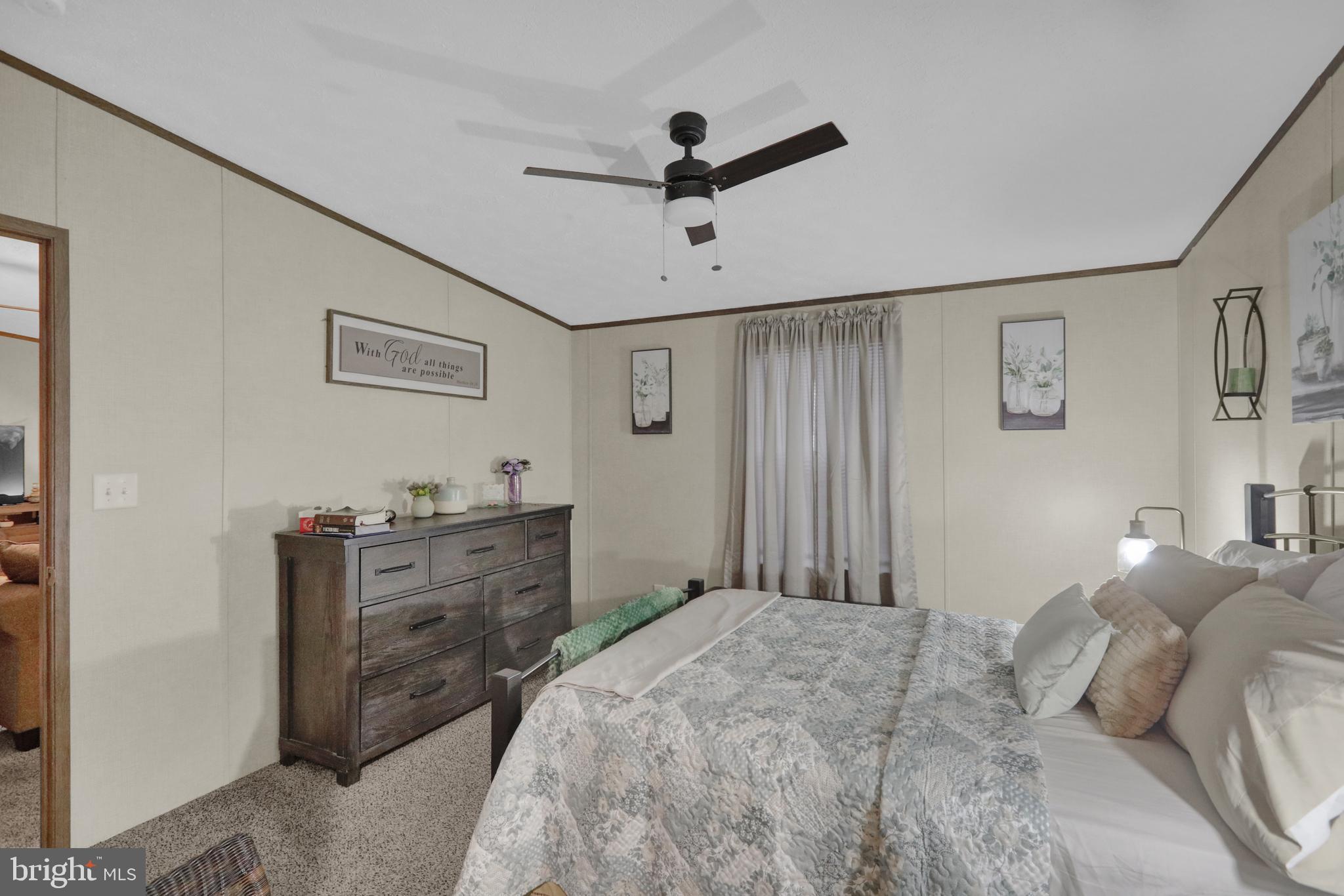 21 Keystone Road Reading, PA 19606 - Photo 12 of 22 a bedroom with a bed and a dresser