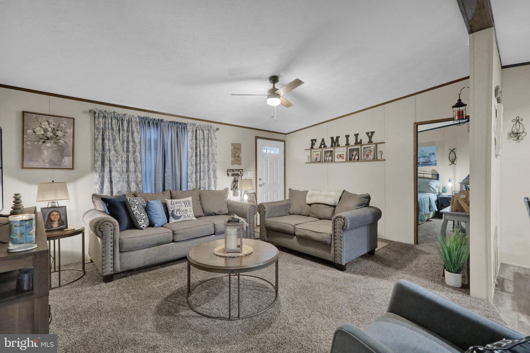 21 Keystone Road Reading, PA 19606 - Photo 6 of 22 a living room with furniture and a table