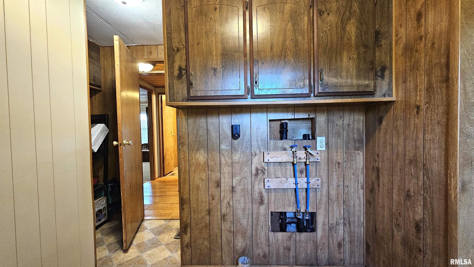 14228 Lake Of Egypt Road Marion, IL 62959 - Photo 14 of 41 a view of cabinets and wooden floor