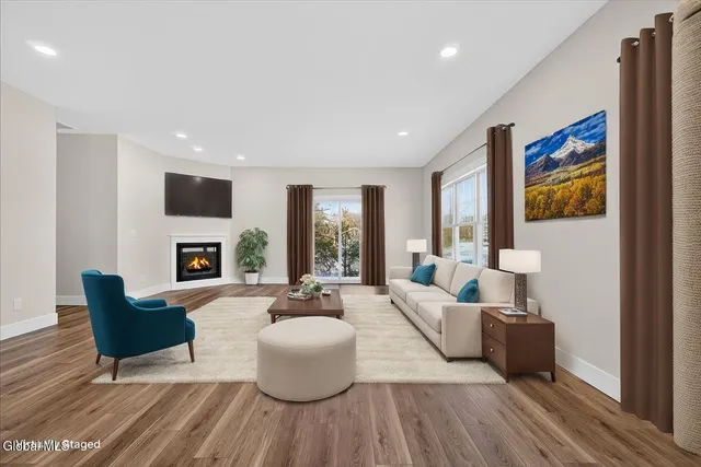 $498,000 | 1 Elena Court, Halfmoon, NY 12065