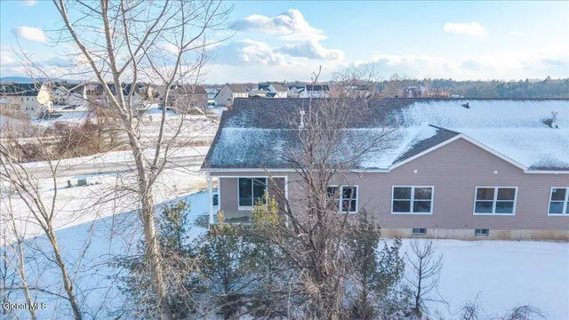 $498,000 | 1 Elena Court, Halfmoon, NY 12065