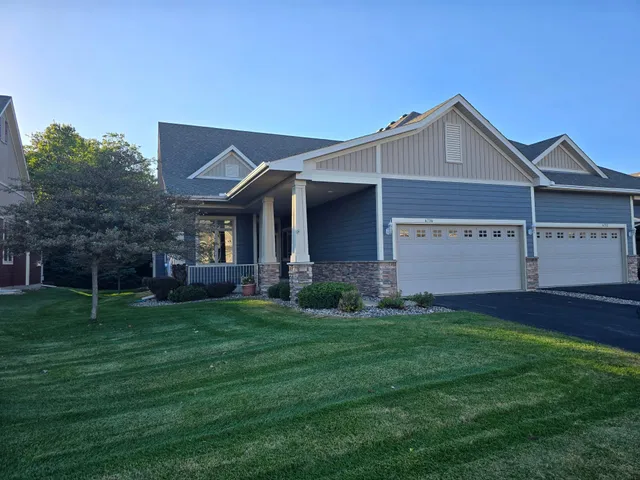 $425,000 | 6736 99th Avenue North, Brooklyn Park, MN 55445