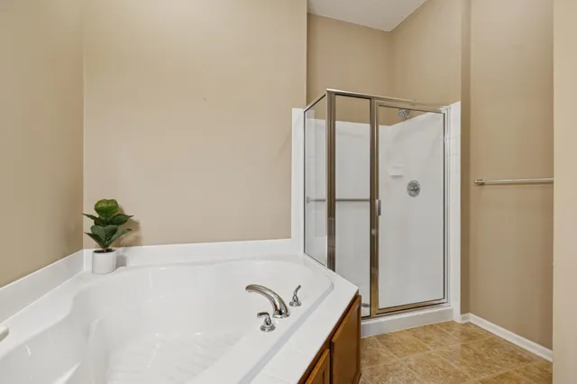 $425,000 | 6736 99th Avenue North, Brooklyn Park, MN 55445