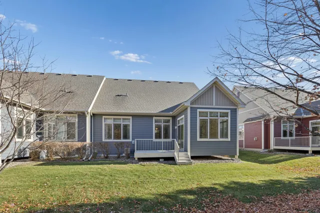 $425,000 | 6736 99th Avenue North, Brooklyn Park, MN 55445