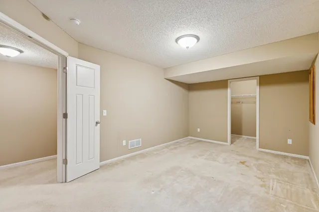 $425,000 | 6736 99th Avenue North, Brooklyn Park, MN 55445