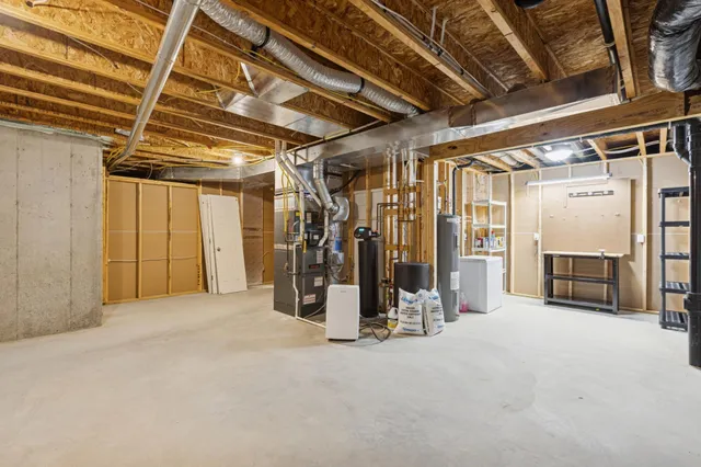 $425,000 | 6736 99th Avenue North, Brooklyn Park, MN 55445