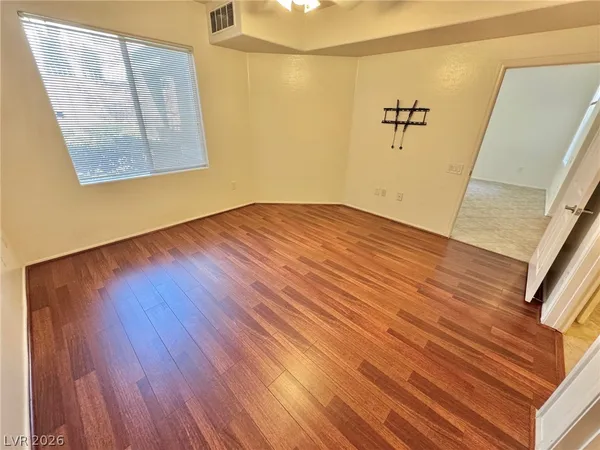 $1,400 | 8324 West Charleston Boulevard, Unit 1047, Las Vegas, NV 89117