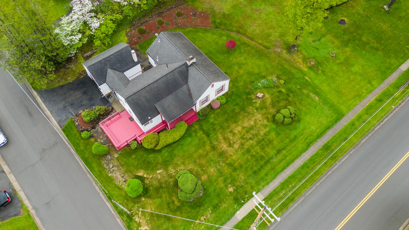 2906 Country Club Road Endicott, NY 13760 - Photo 32 of 33 Gallery Image 32