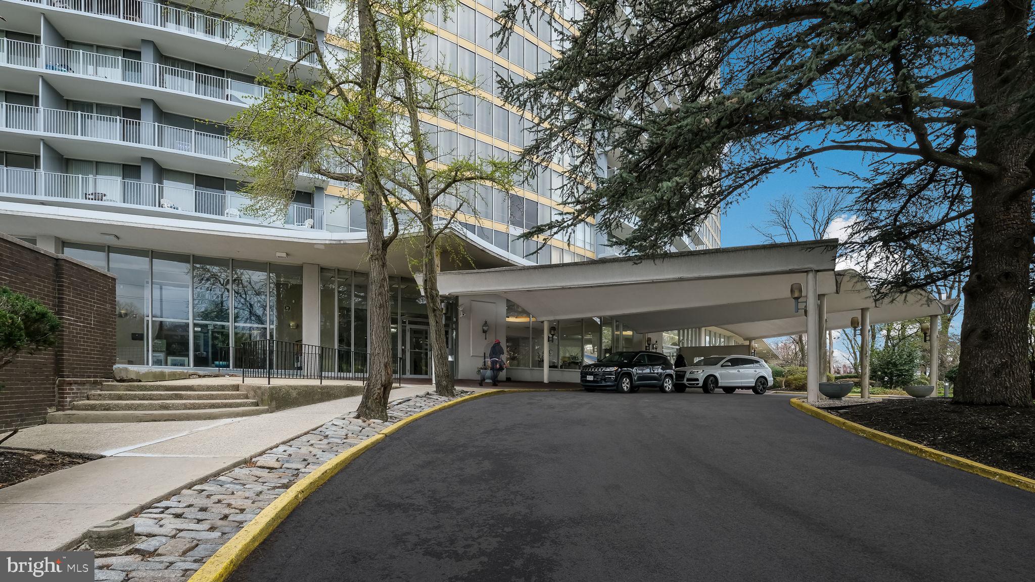 3900 West Ford Road, Unit 11J Philadelphia, PA 19131 - Photo 4 of 35 Gallery Image 4