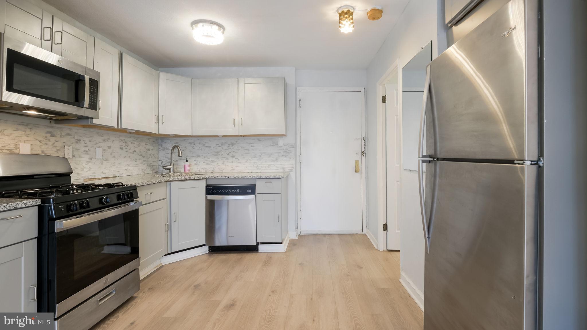 3900 West Ford Road, Unit 11J Philadelphia, PA 19131 - Photo 8 of 35 Kitchen