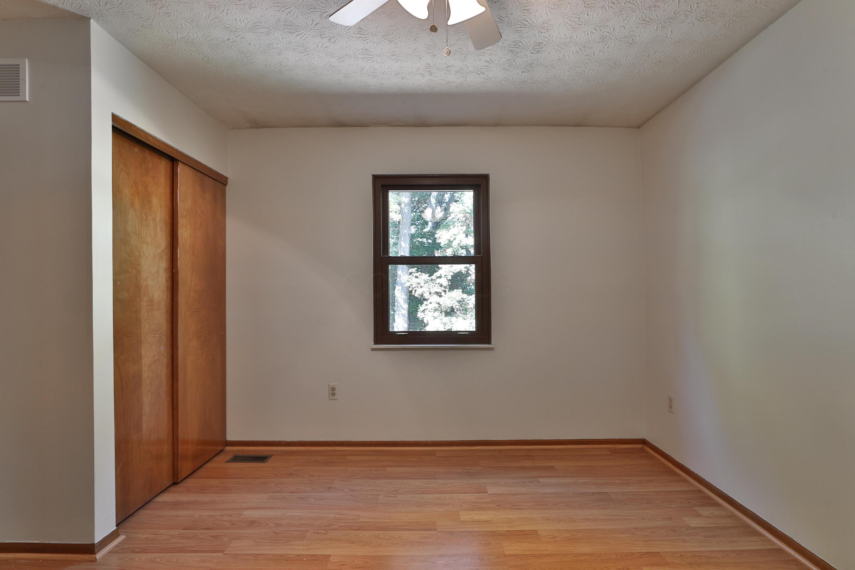 803 Lindenhaven Road Columbus, OH 43230 - Photo 26 of 53 Bedroom 3