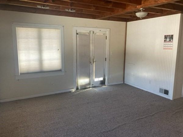 136 West Union Street Ashland, MA 01721 - Photo 11 of 15