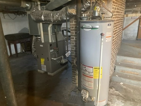 136 West Union Street Ashland, MA 01721 - Photo 14 of 15