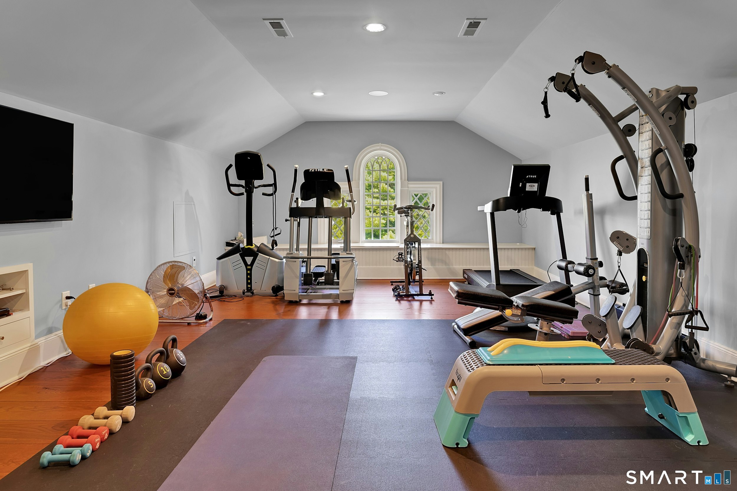 206 Umpawaug Road Redding, CT 06896 - Photo 27 of 40 Fitness Center (Third Level)