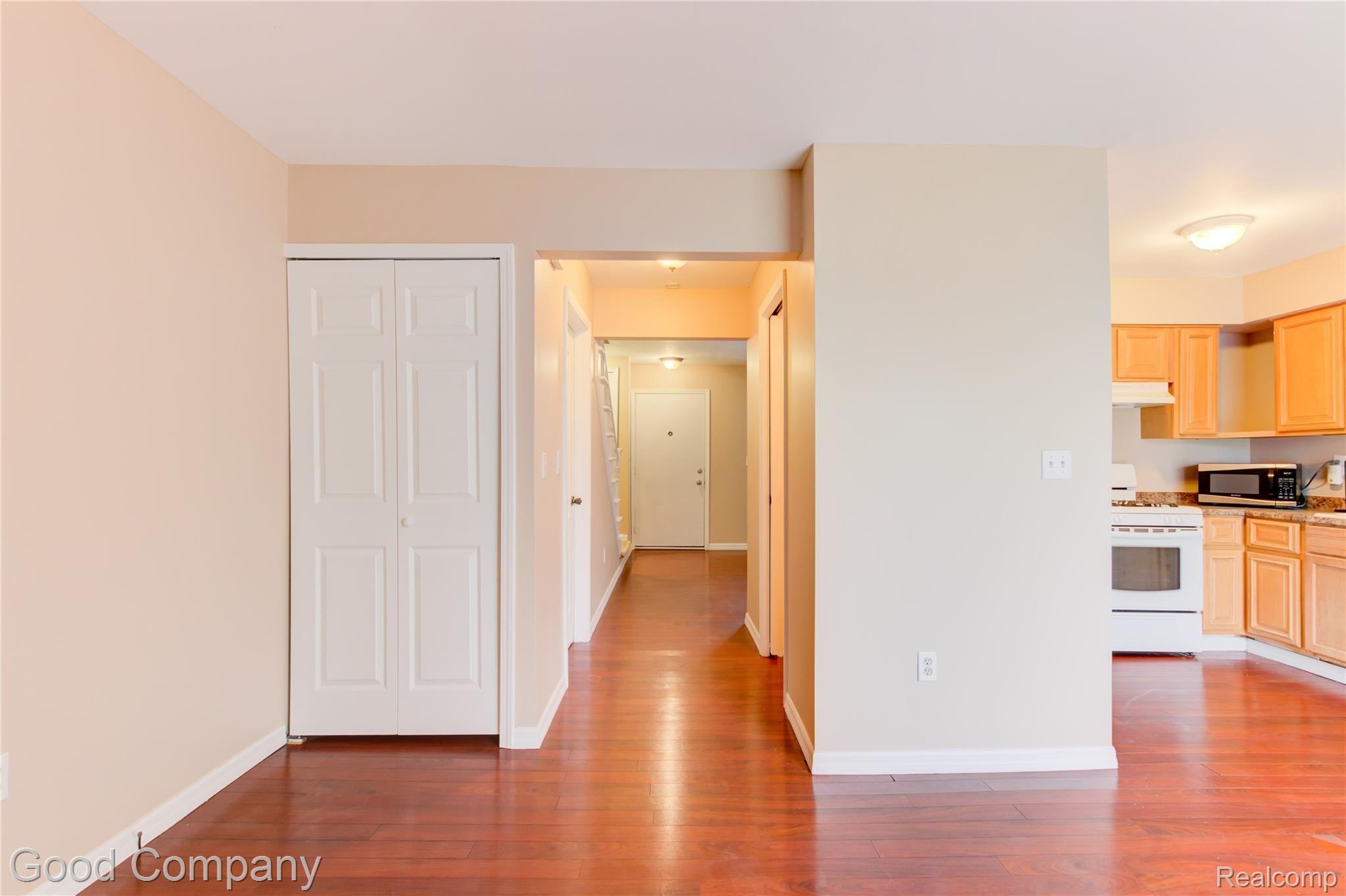 24837 Greenhill Road Warren, MI 48091 - Photo 10 of 40 24837 Greenhill Rd.-10