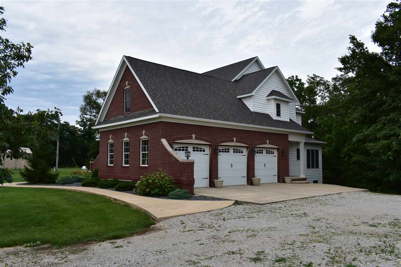 11689 South Springboro Road Brookston, IN 47923 - Photo 4 of 36 Gallery Image 4