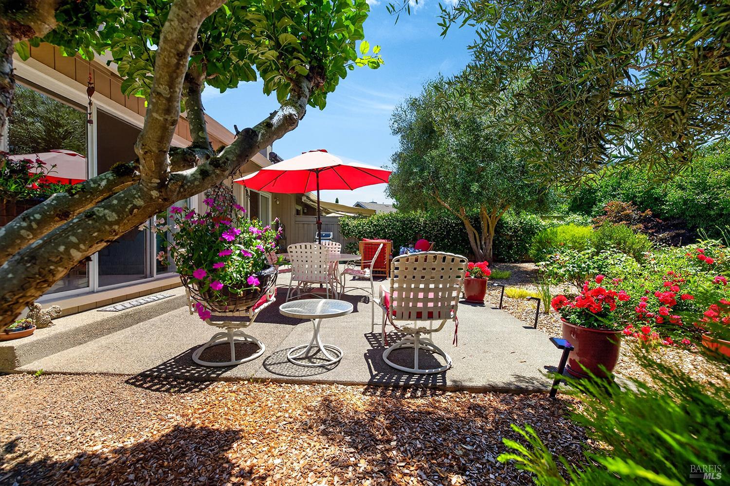 317 Miramonte Place Santa Rosa, CA 95409 - Photo 32 of 48