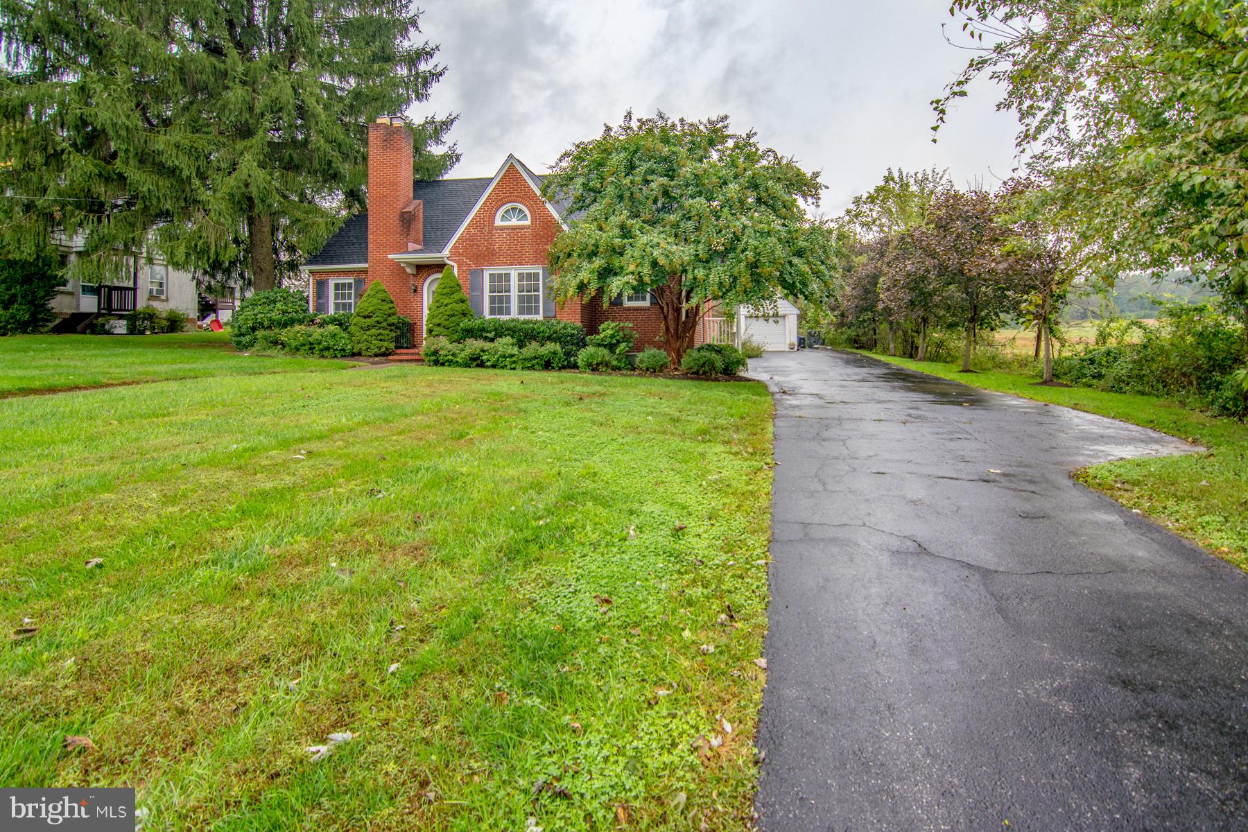 12408 Harford Road Hydes, MD 21082 - Photo 2 of 28