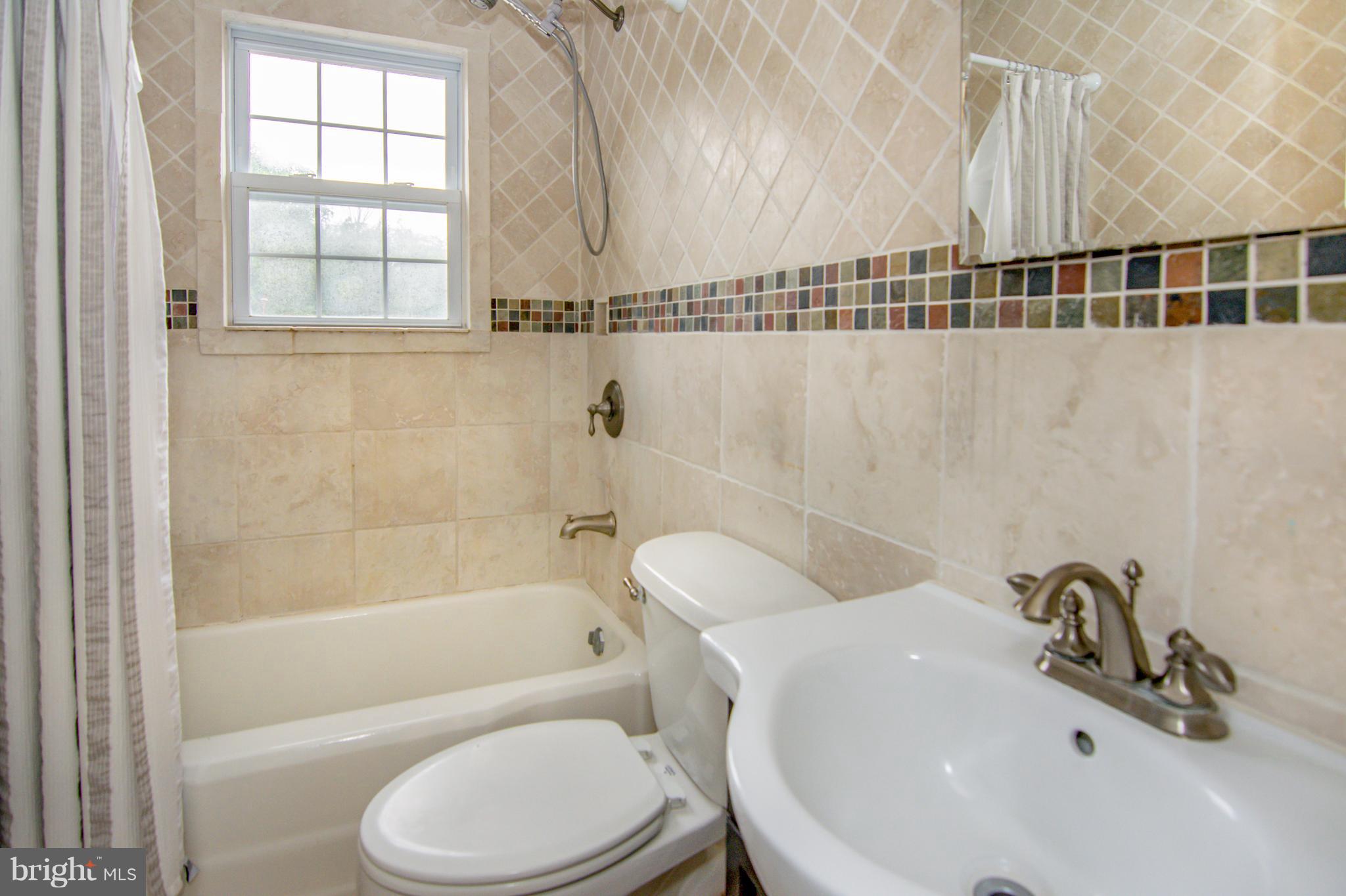 12408 Harford Road Hydes, MD 21082 - Photo 13 of 28