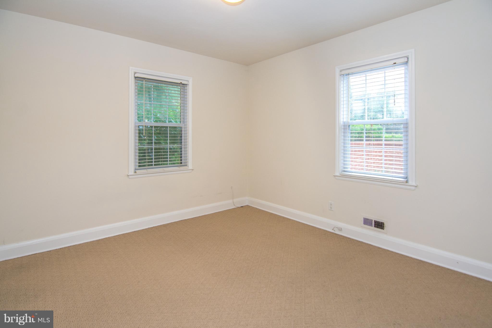 12408 Harford Road Hydes, MD 21082 - Photo 17 of 28