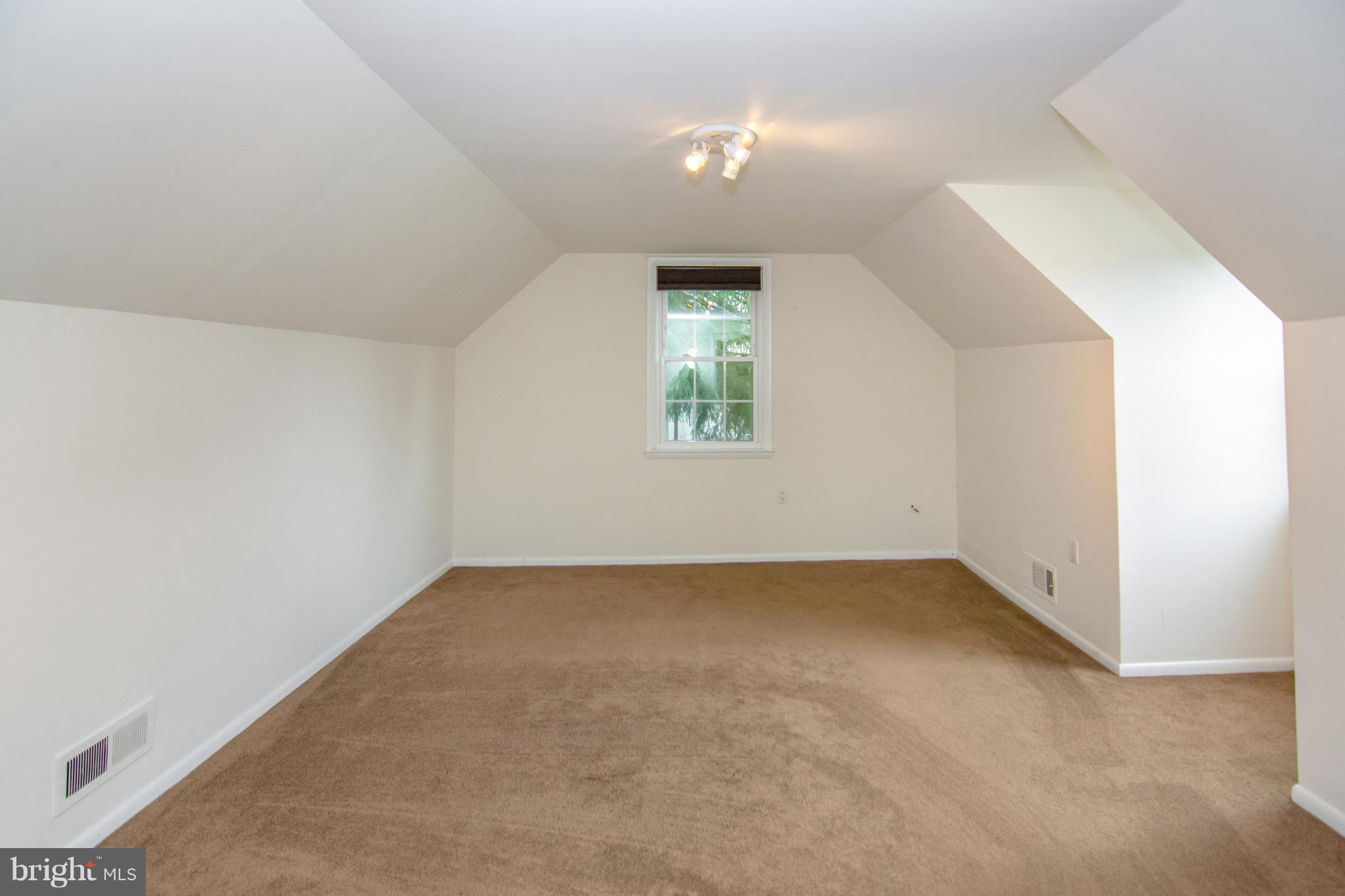 12408 Harford Road Hydes, MD 21082 - Photo 21 of 28