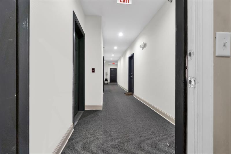 2230 Cheshire Bridge Road Northeast, Unit 412 Atlanta, GA 30324 - Photo 29 of 35