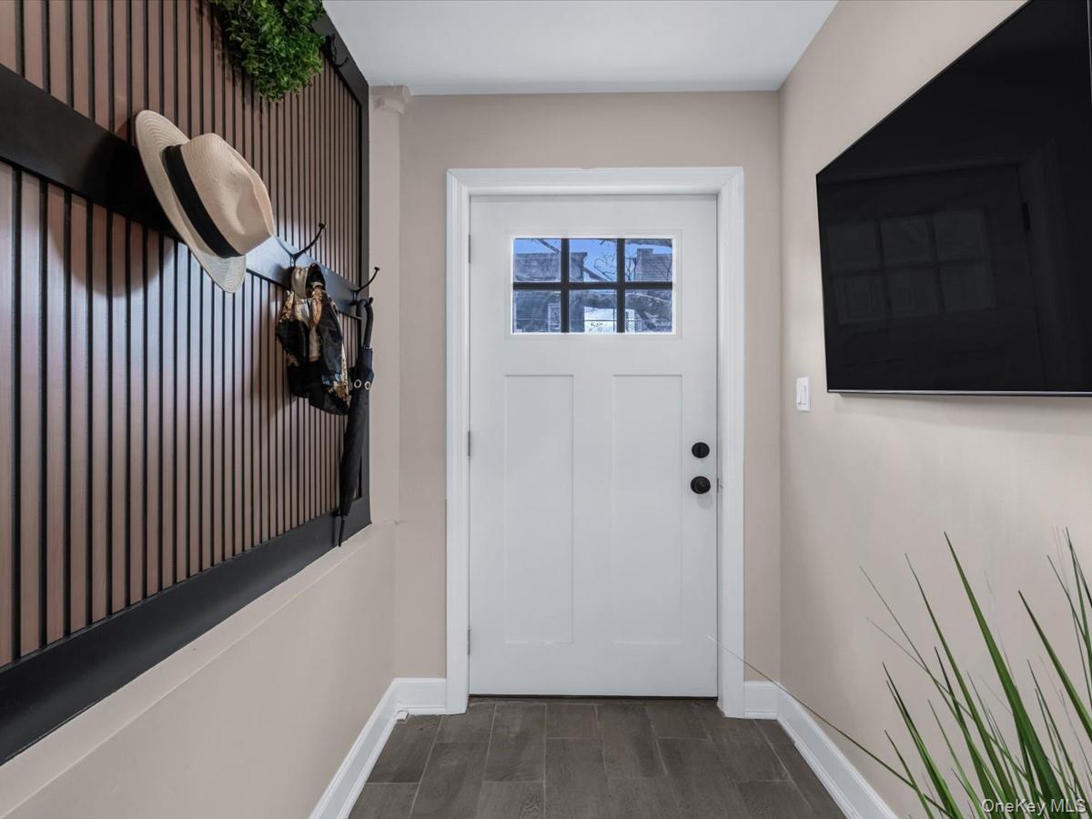 80-49 88th Avenue Queens, NY 11421 - Photo 2 of 28 a view of front door