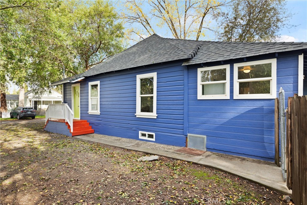 573 East 19th Street Chico, CA 95928 - Photo 38 of 41