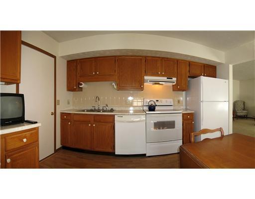 696 Grandview Drive, Unit 696 Springfield, OH 45503 - Photo 5 of 14