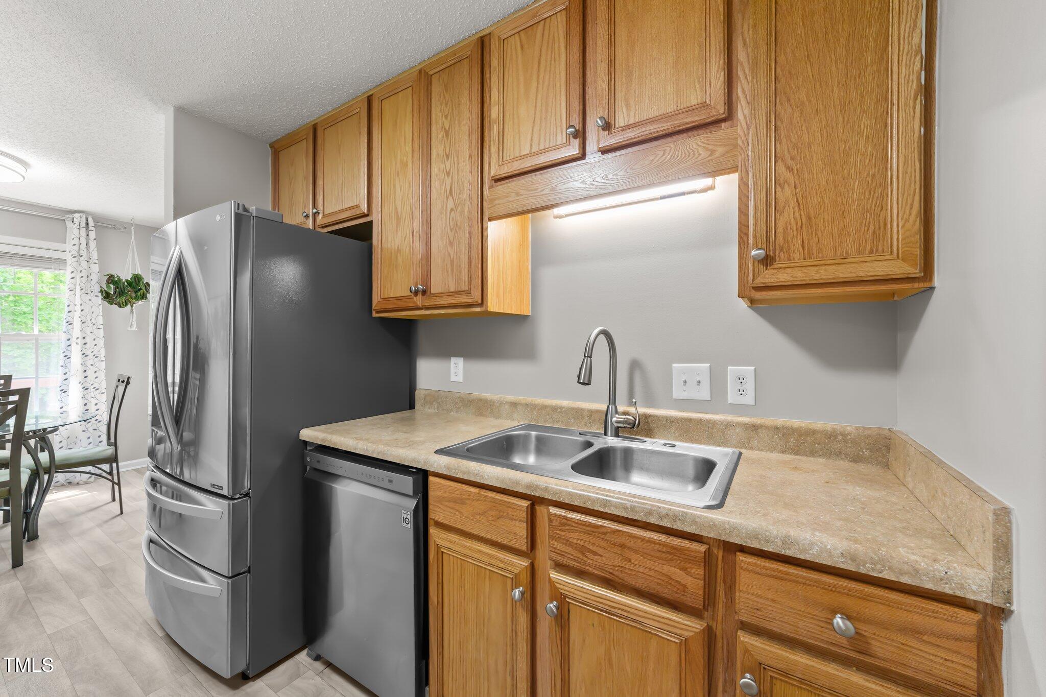 6204 Silver Spring Court Willow Spring, NC 27592 - Photo 13 of 27 33-web-or-mls-VB4A0475