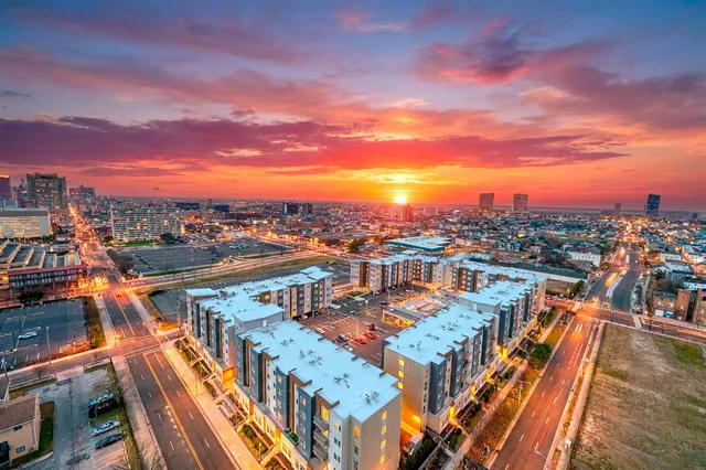 a picture of city view