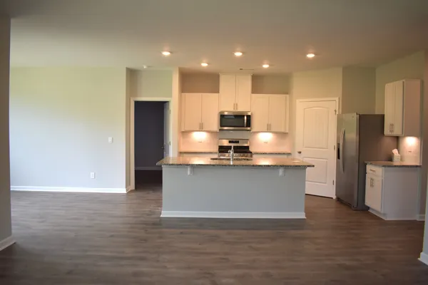 $2,300 | 2108 Quinn Drive, White House, TN 37188