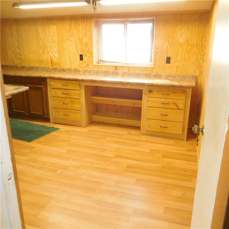 16091 Carr Road Kendall, NY 14476 - Photo 26 of 32 Plenty of counter and workspace