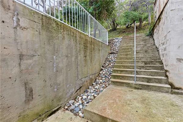 $599,900 | 3113 South Lake Drive, Kelseyville, CA 95451