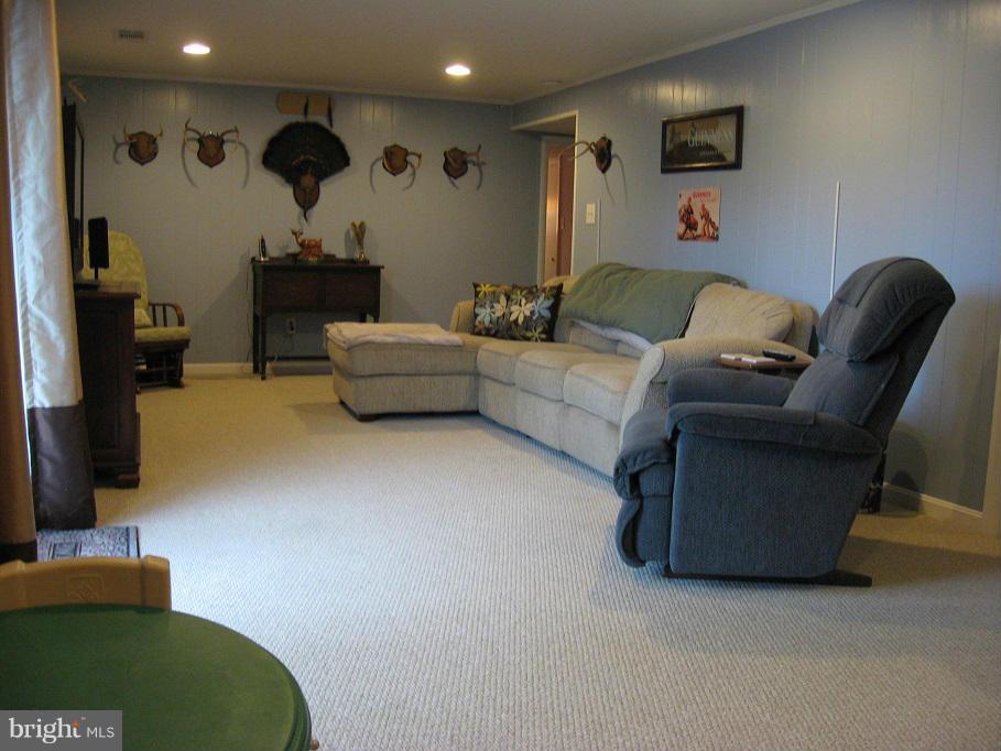 103 Cherry Valley Road Reisterstown, MD 21136 - Photo 15 of 21 Family Room
