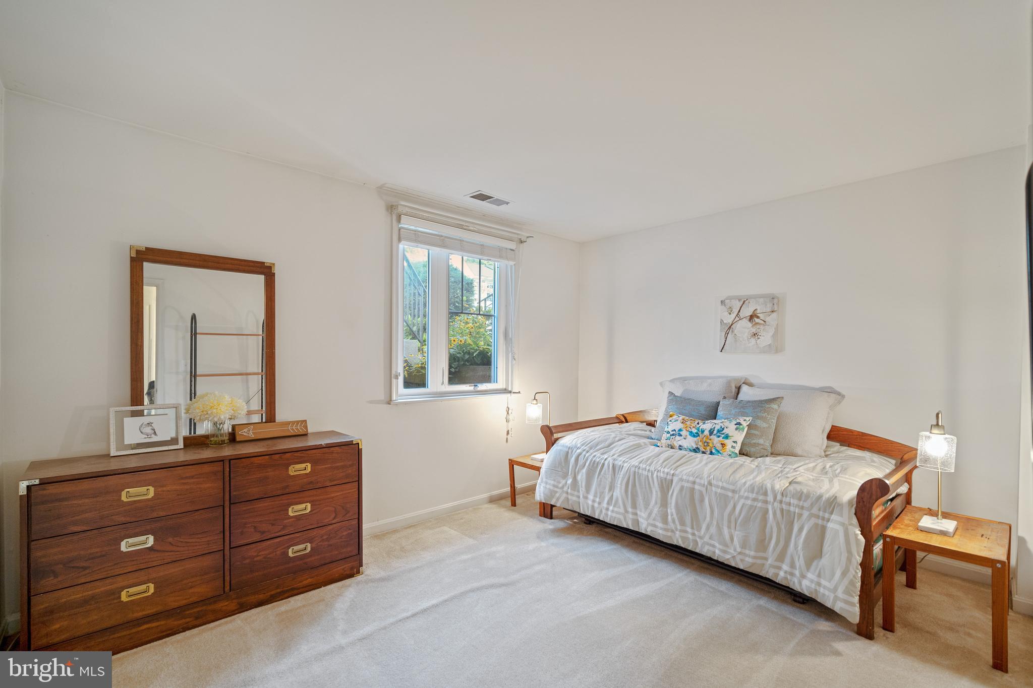 3920 9th Road South Arlington, VA 22204 - Photo 13 of 28 Bedroom 2