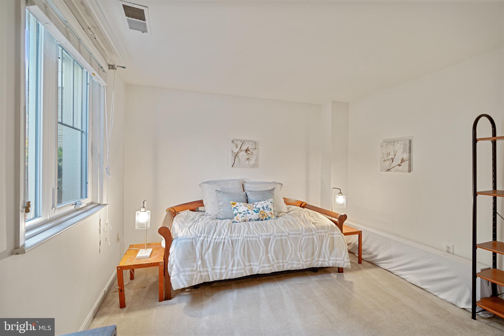 3920 9th Road South Arlington, VA 22204 - Photo 14 of 28 Gallery Image 14