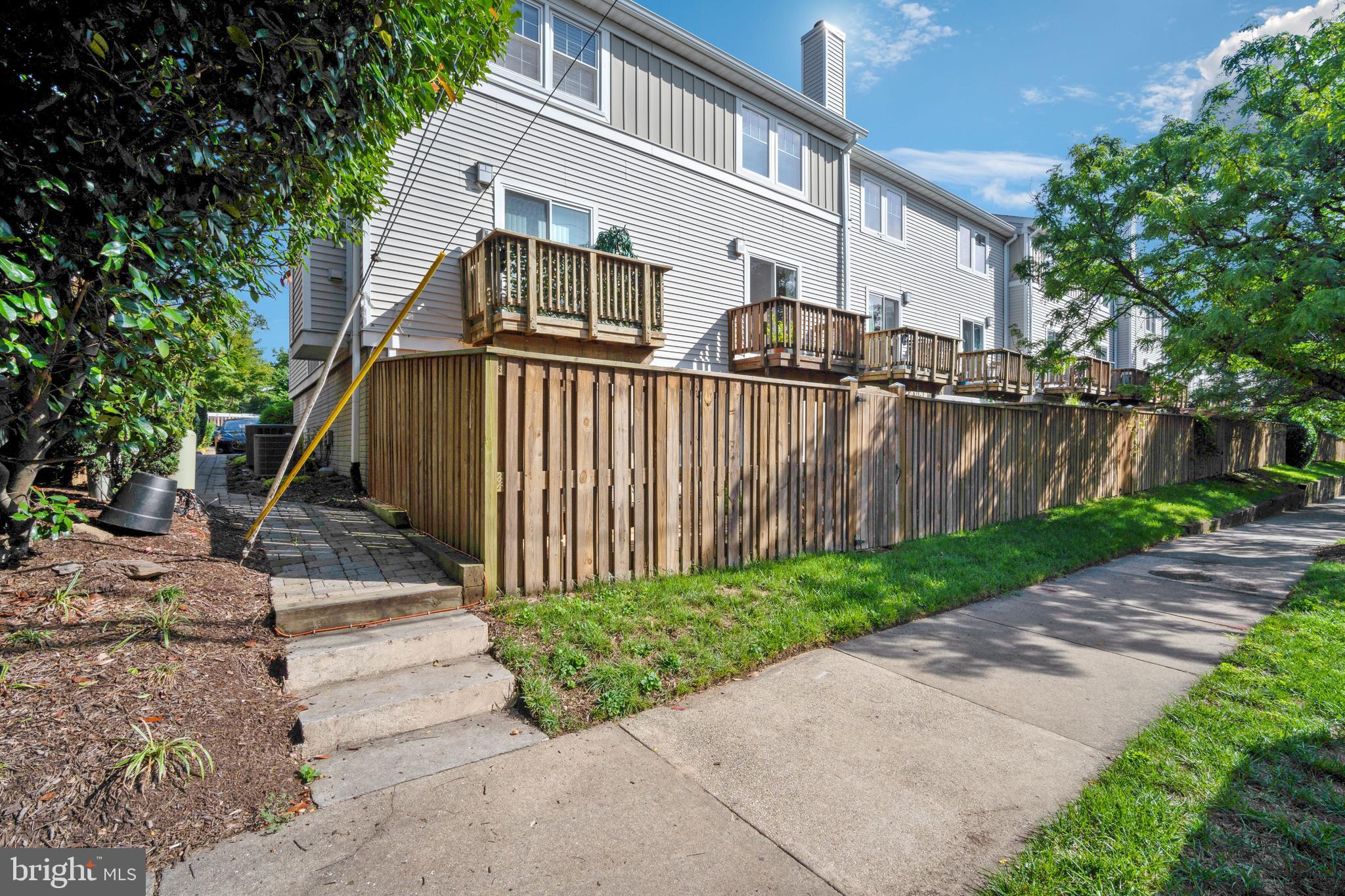 3920 9th Road South Arlington, VA 22204 - Photo 23 of 28 Gallery Image 23