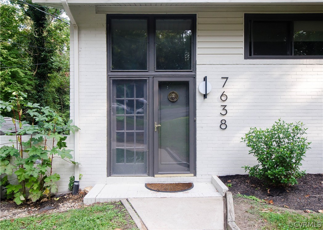 7638 Redbud Road Richmond, VA 23235 - Photo 4 of 32 The front entryway is handsome with transom window