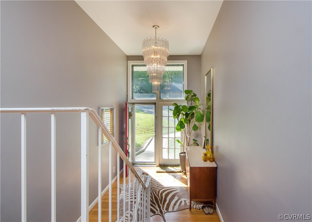 7638 Redbud Road Richmond, VA 23235 - Photo 6 of 32 The foyer is flooded with natural bright light!