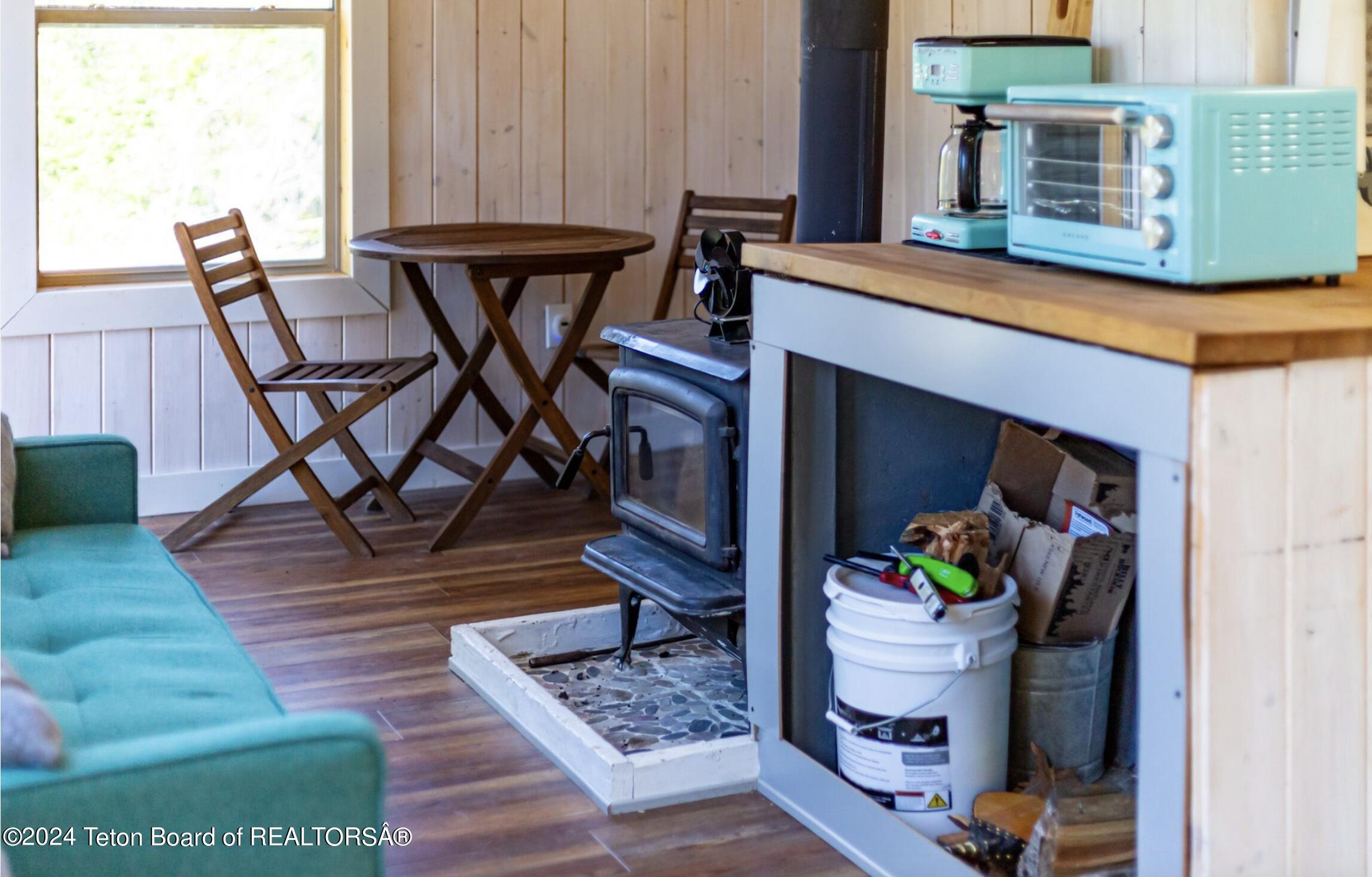 8 Meeks Road Dubois, WY 82513 - Photo 18 of 48 8 Meeks Rd.