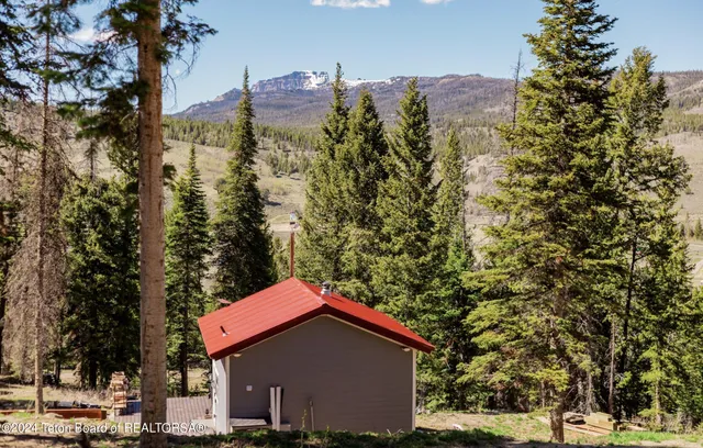 $249,000 | 8 Meeks Road, Dubois, WY 82513