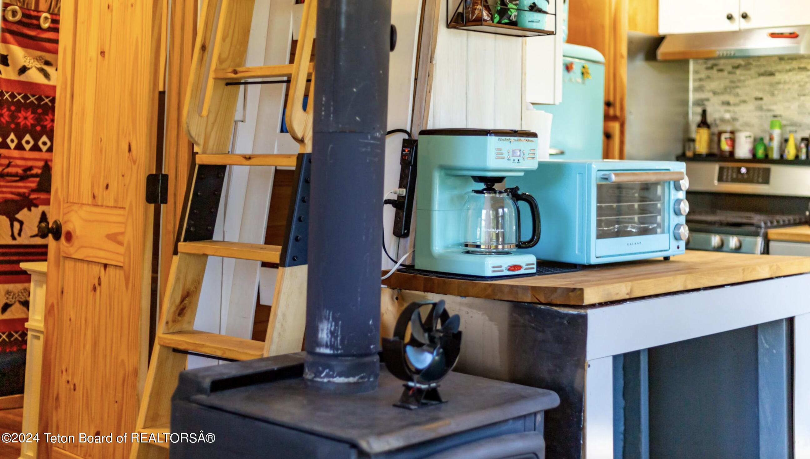 8 Meeks Road Dubois, WY 82513 - Photo 21 of 48 8 Meeks Rd.