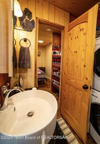 $249,000 | 8 Meeks Road, Dubois, WY 82513