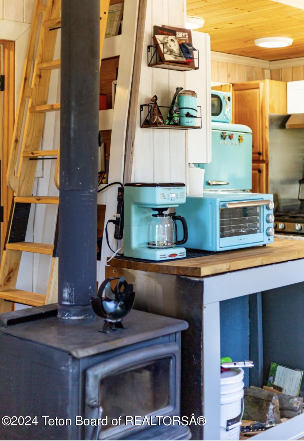 8 Meeks Road Dubois, WY 82513 - Photo 32 of 48 8 Meeks Rd.