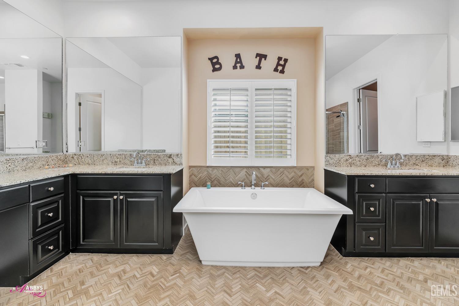 Undisclosed Address Bakersfield, CA 93314 - Photo 19 of 61