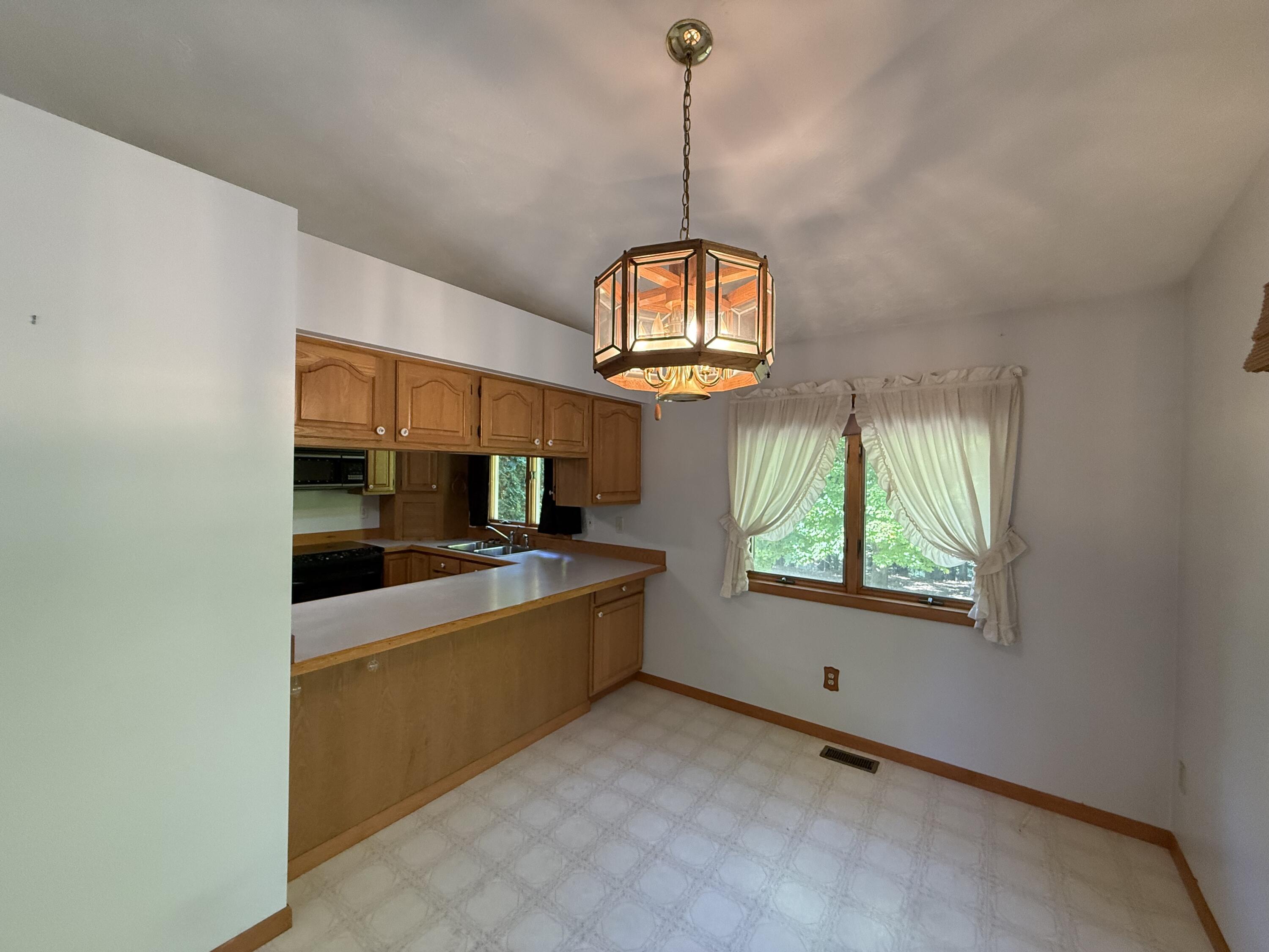 7412 Forest Lodge Road Traverse City, MI 49685 - Photo 28 of 49 IMG_4535