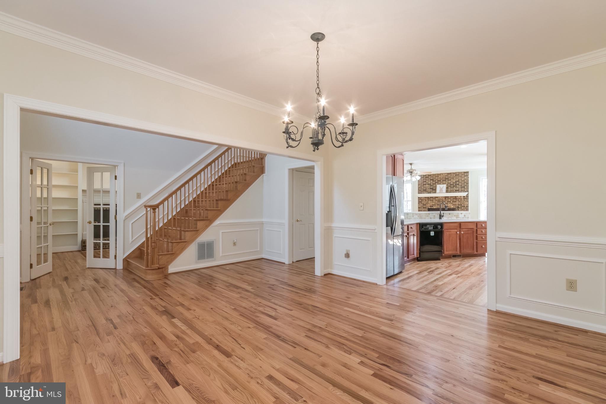 976 Hunting Ridge Road Winchester, VA 22603 - Photo 39 of 120 Formal DR view into Kitchen/Foyer